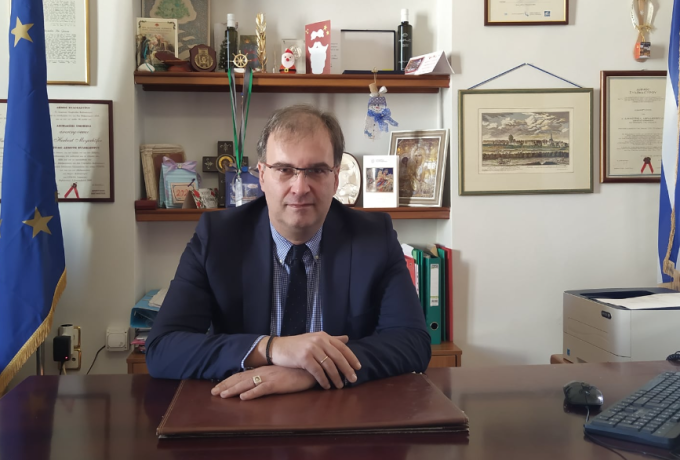 ΑΠΑΝΤΗΣΗ ΣΤΟΝ «ΠΡΙΓΚΙΠΑ ΤΗΣ ΑΝΤΙΠΟΛΙΤΕΥΣΗΣ»